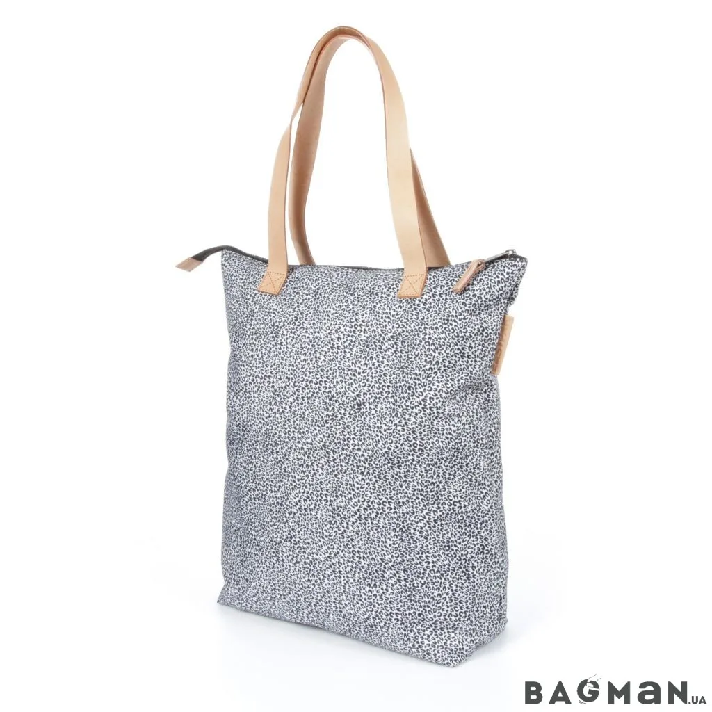 EK857_45G_004.jpg Сумка Eastpak - Soukie Cheetah - Зображення 1