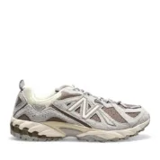 New Balance 610